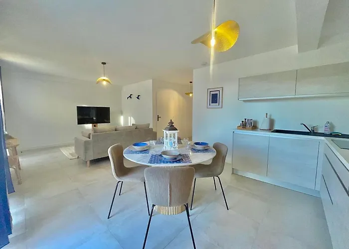Aparthotel Appart'ici 3 - Spacieux F3 Lunel-Viel